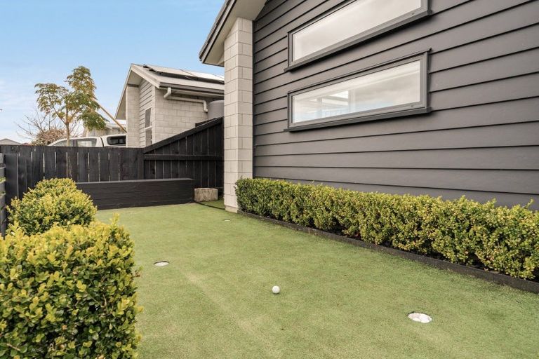 Photo of property in 24 Kuru Place, Papamoa, 3118