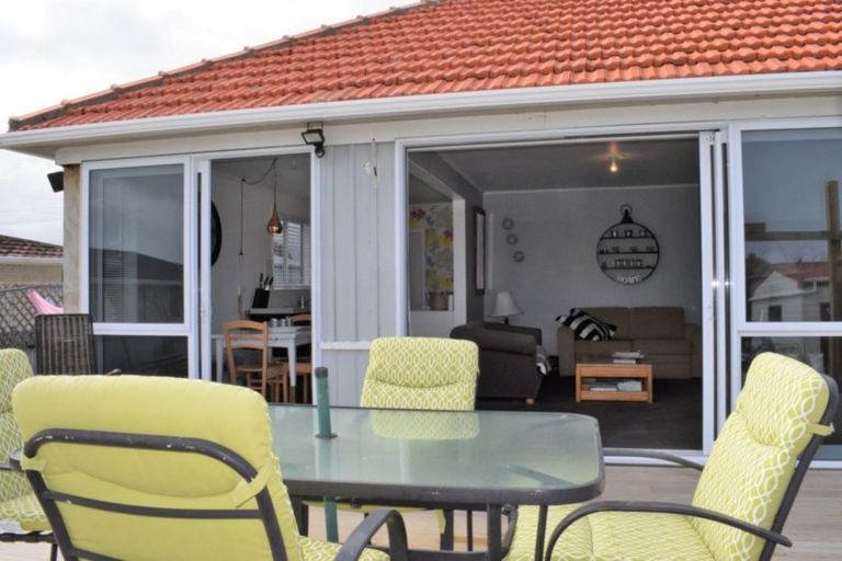 Photo of property in 37 Matene Street, Otaki, 5512