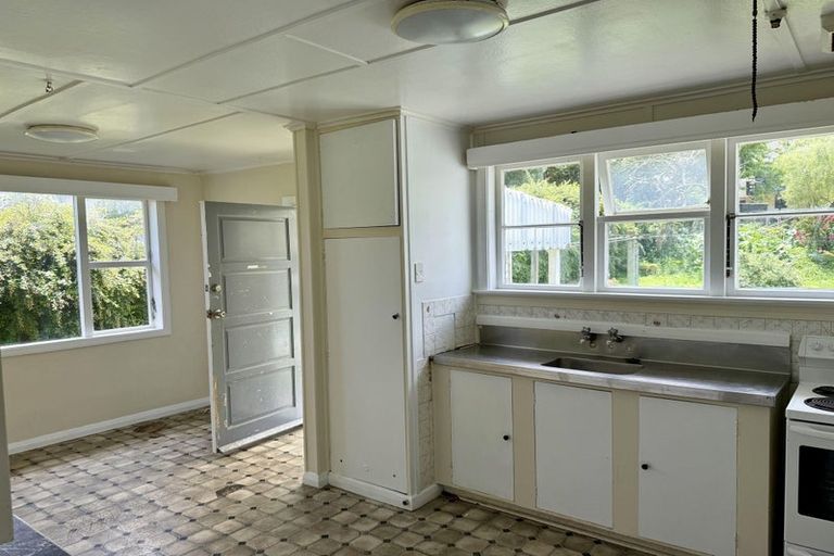 Photo of property in 63 Mungavin Avenue, Ranui, Porirua, 5024