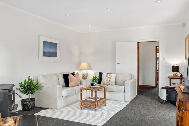 Photo of property in 5 Bucknell Street, Sockburn, Christchurch, 8042