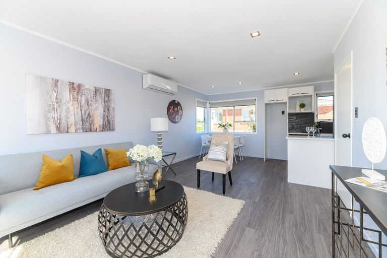 Photo of property in 3/38 Onepoto Road, Hauraki, Auckland, 0622