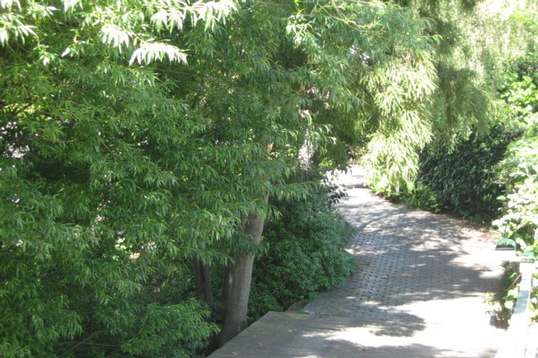 Photo of property in 118 North Parade, Richmond, Christchurch, 8013