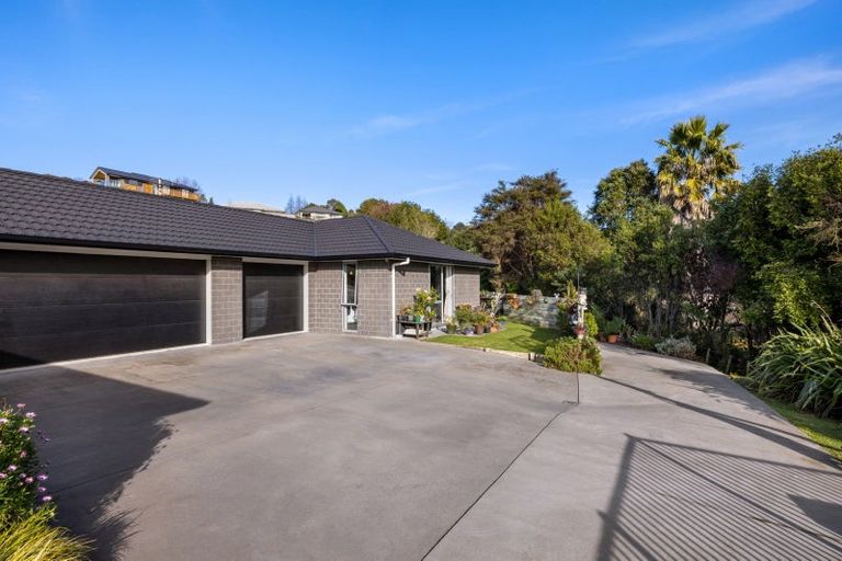 Photo of property in 10 Hayden Way, Welcome Bay, Tauranga, 3112