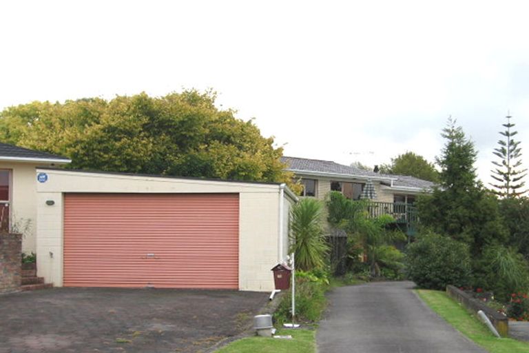 Photo of property in 26 Realm Place, Massey, Auckland, 0614