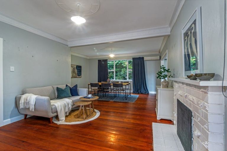 Photo of property in 385 Botanical Road, West End, Palmerston North, 4412