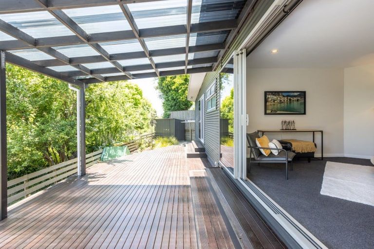 Photo of property in 9a Saint Hill Lane, Havelock North, 4130