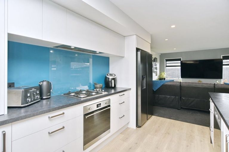 Photo of property in 8/21 Blakes Road, Belfast, Christchurch, 8051