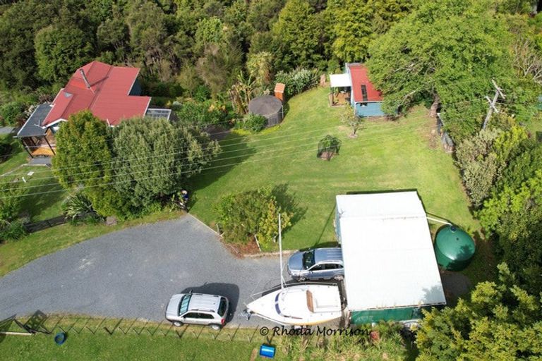 Photo of property in 43 Pahi Road, Paparoa, 0571