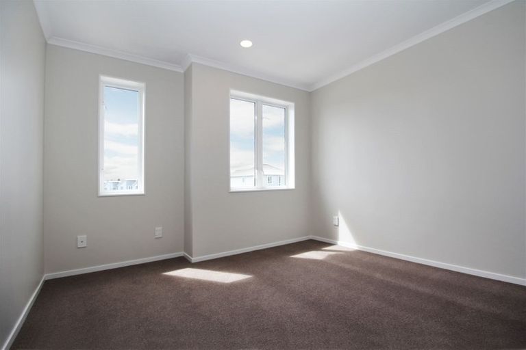 Photo of property in 33 Bellbird Street, Papakura, 2110