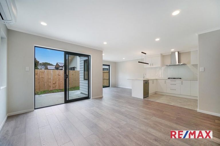 Photo of property in 31 Combat Street, Papakura, 2110