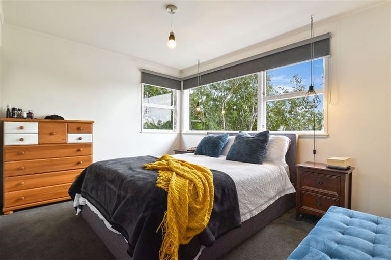 Photo of property in 1/70 Juniper Road, Sunnynook, Auckland, 0620