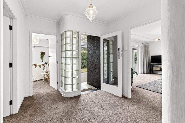 Photo of property in 293a Carrington Street, Vogeltown, New Plymouth, 4310