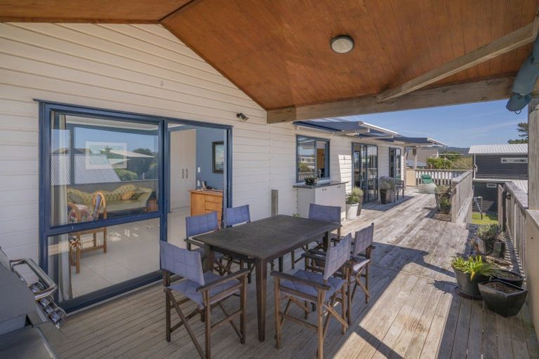 Photo of property in 110 Corokia Place, Matarangi, Whitianga, 3592