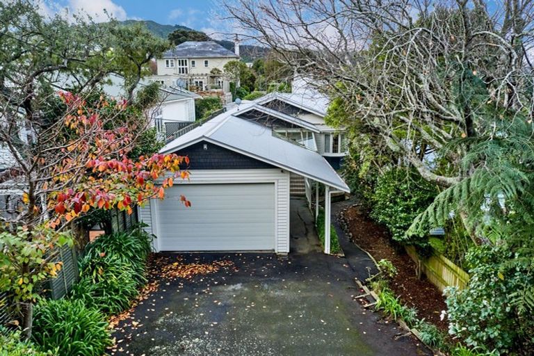 Photo of property in 14 Flers Street, Karori, Wellington, 6012