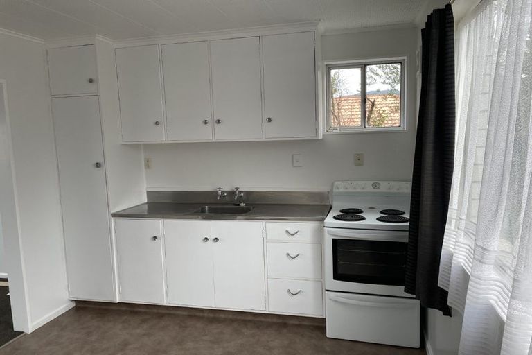 Photo of property in 6/62 Martin Street, Wallaceville, Upper Hutt, 5018