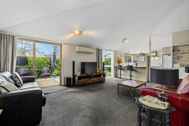 Photo of property in 4/32 Albany Street, St Albans, Christchurch, 8014