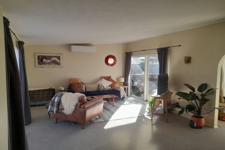 Photo of property in 28 The Quarterdeck, Whitby, Porirua, 5024