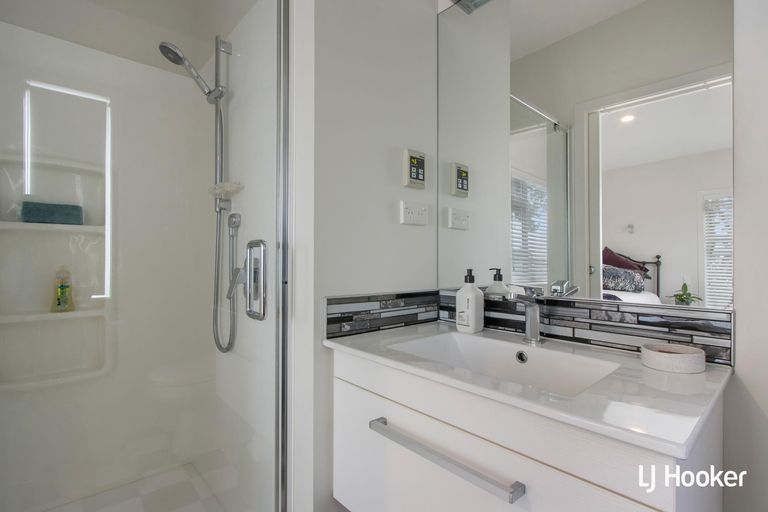 Photo of property in 38 Ocean View Road, Waihi Beach, 3611