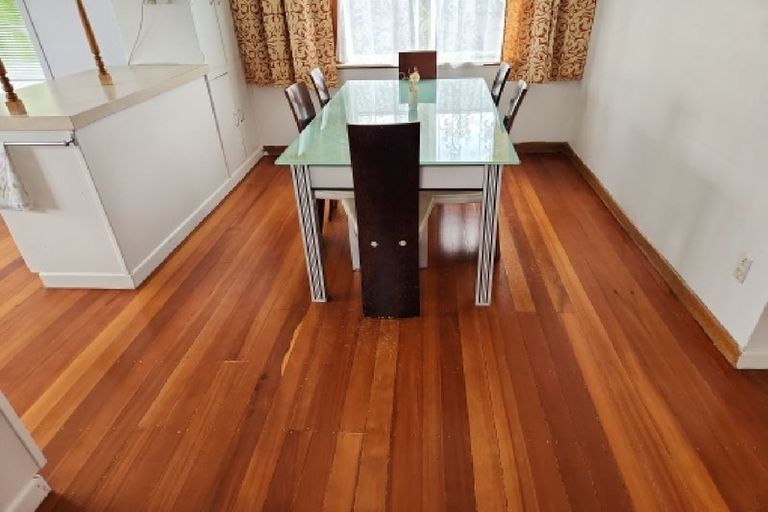 Photo of property in 43 Lake Crescent, Hamilton Lake, Hamilton, 3204