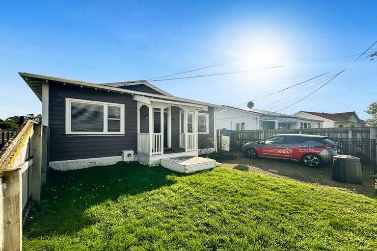 Photo of property in 37b Awamutu Grove, Waiwhetu, Lower Hutt, 5010