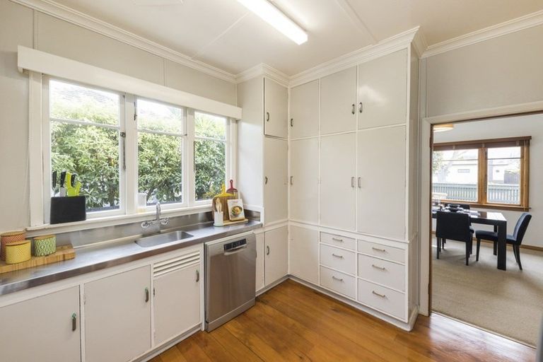 Photo of property in 79 Guy Avenue, Takaro, Palmerston North, 4410