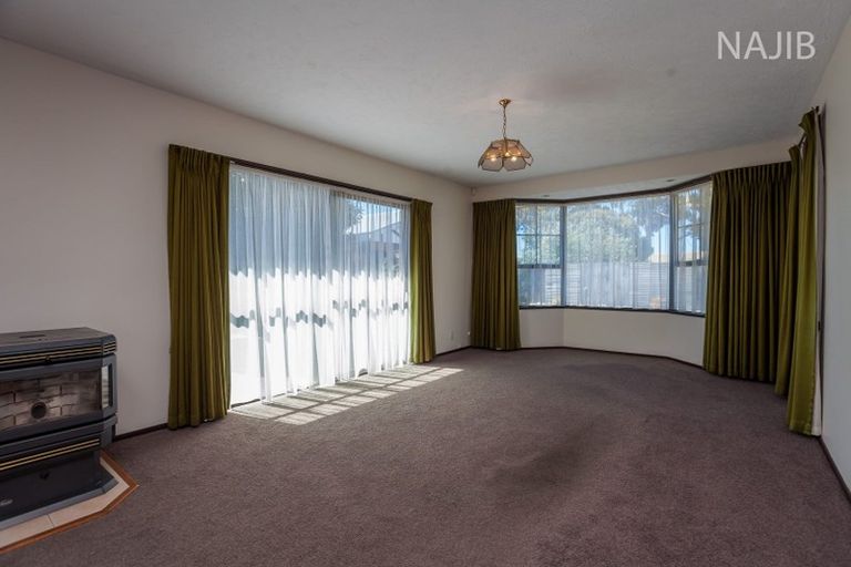 Photo of property in 11 Mchaffies Place, Wainoni, Christchurch, 8061