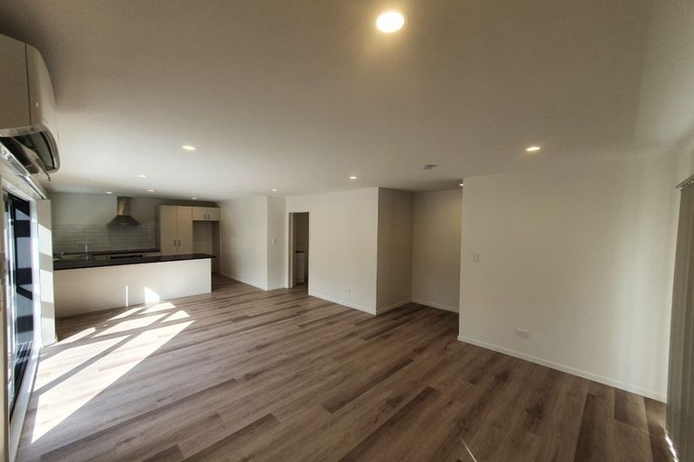 Photo of property in 12 Grandifolia Road, Takanini, 2110