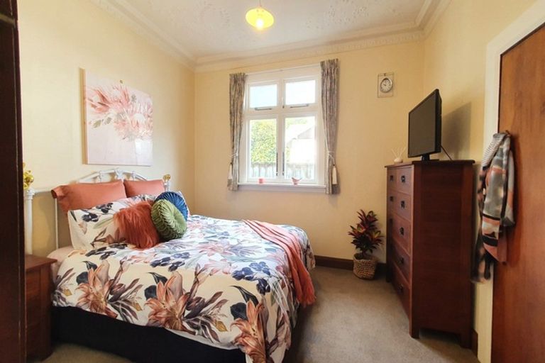 Photo of property in 6 Aorangi Street, Feilding, 4702