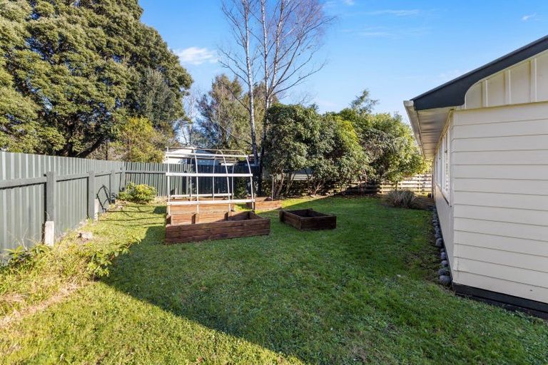 Photo of property in 15 Te Rangitautahanga Road, Turangi, 3334