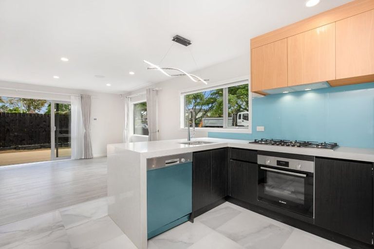 Photo of property in 1a Surrey Street, Manurewa, Auckland, 2102