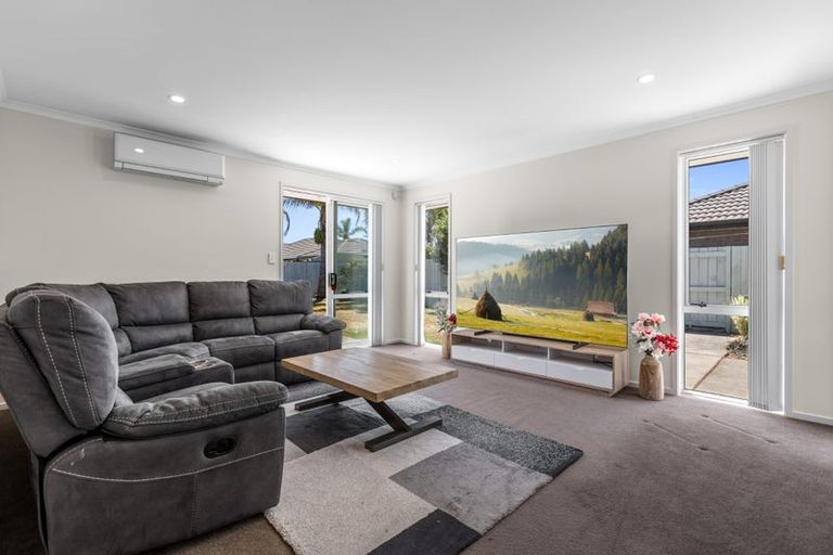 Photo of property in 174 Doncaster Drive, Papamoa Beach, Papamoa, 3118