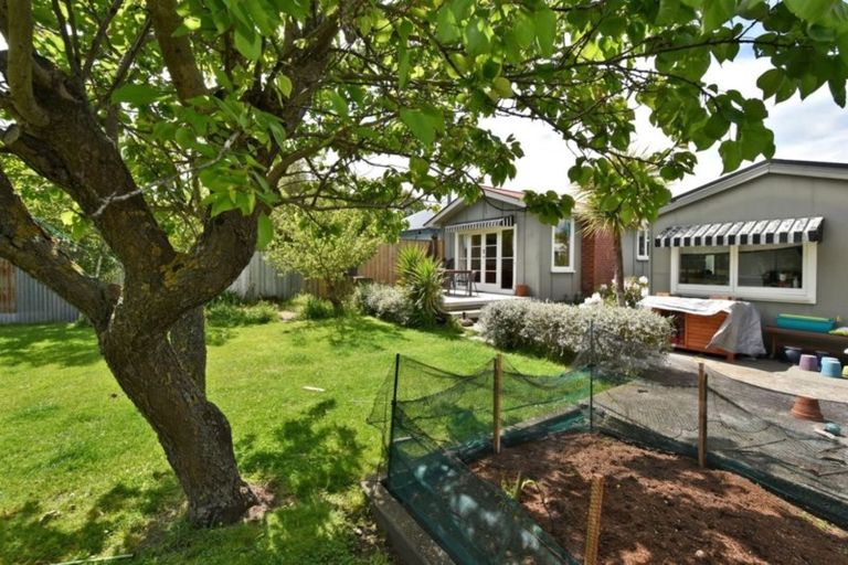 Photo of property in 136 Lonsdale Street, New Brighton, Christchurch, 8083