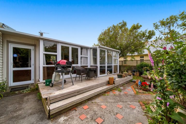 Photo of property in 6 Galt Street, Hawera, 4610