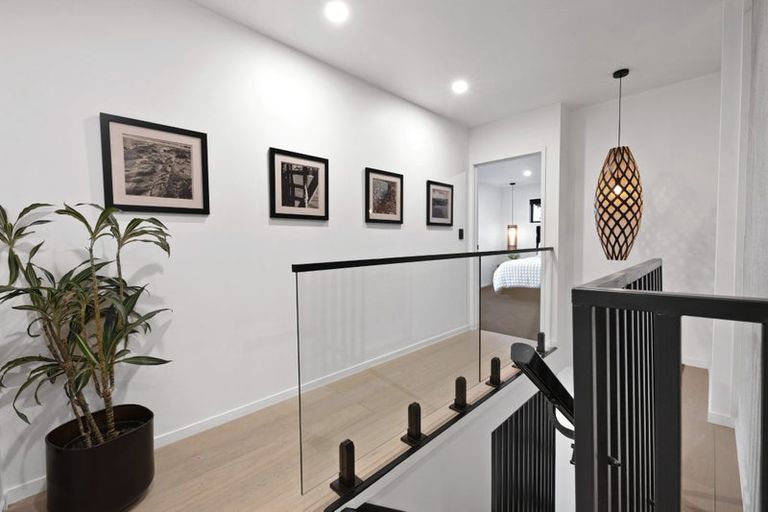 Photo of property in 175 Sandspit Road, Shelly Park, Auckland, 2014