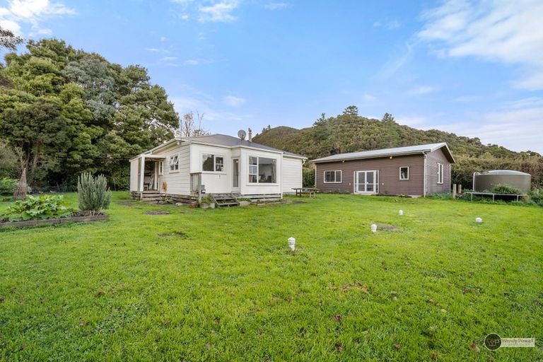 Photo of property in 420 Whitemans Valley Road, Whitemans Valley, Upper Hutt, 5371