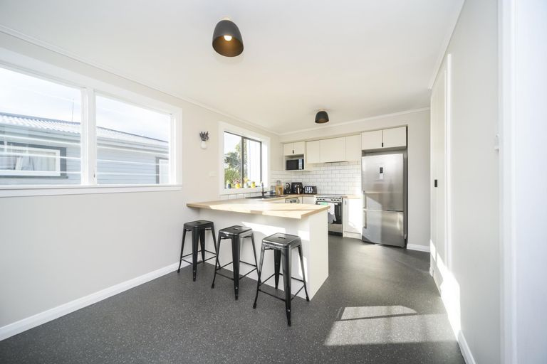 Photo of property in 27 Monmouth Street, Feilding, 4702