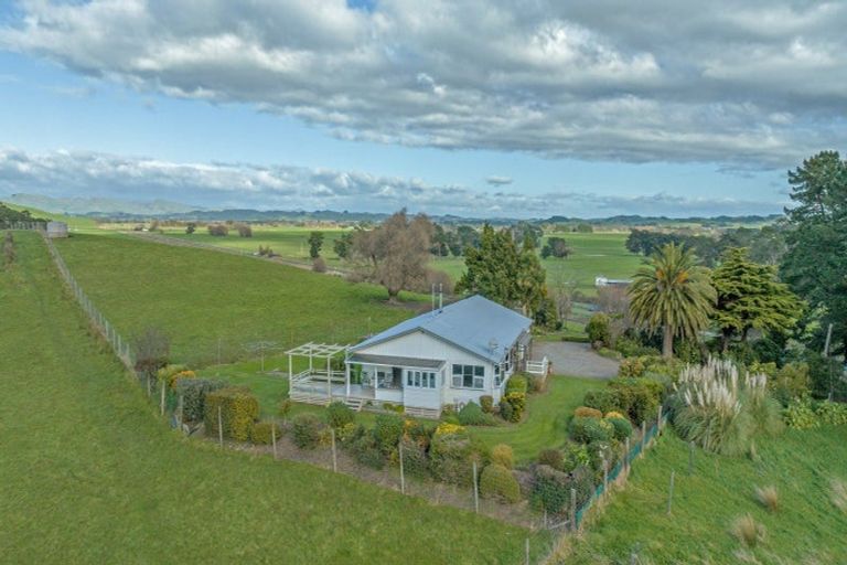 Photo of property in 165 Range Road, Woodville, 4997