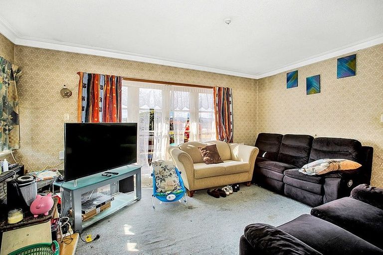 Photo of property in 27 Rosehill Drive, Rosehill, Papakura, 2113