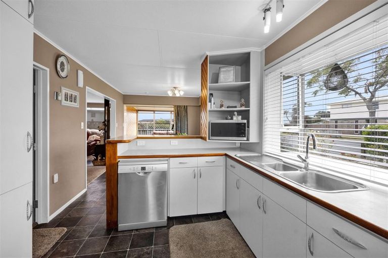 Photo of property in 5 Green Lane, Hawera, 4610