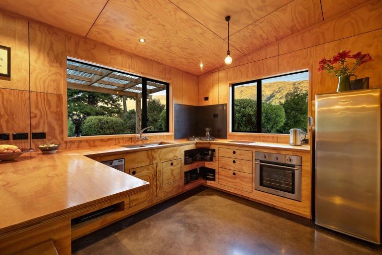 Photo of property in 15 Somerset Street, Kingston, Athol, 9793