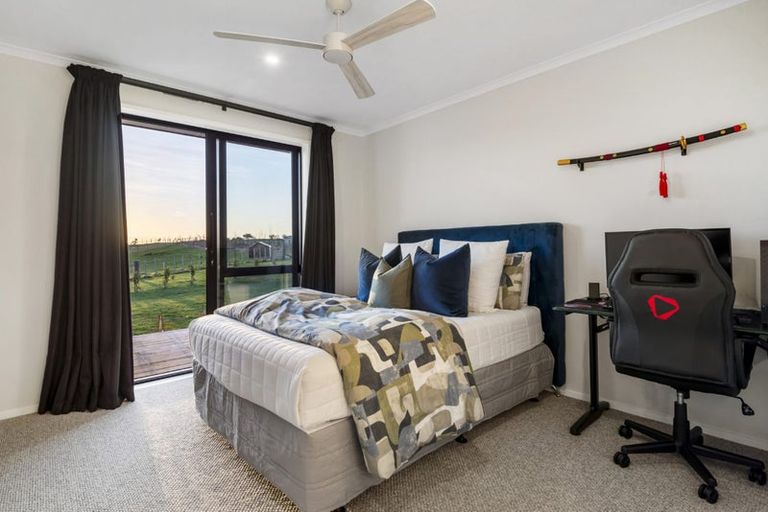 Photo of property in 71 Diamond Lane, Riverhead, 0793