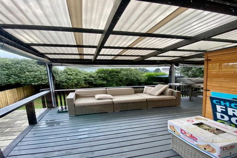 Photo of property in 20 Lipton Grove, Opaheke, Papakura, 2113