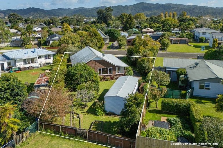Photo of property in 33 Catherine Crescent, Whitianga, 3510