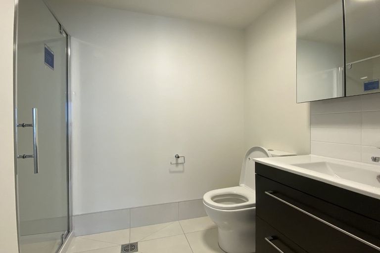 Photo of property in La Residence Du Lac, 34/527 Frankton Road, Queenstown, 9300