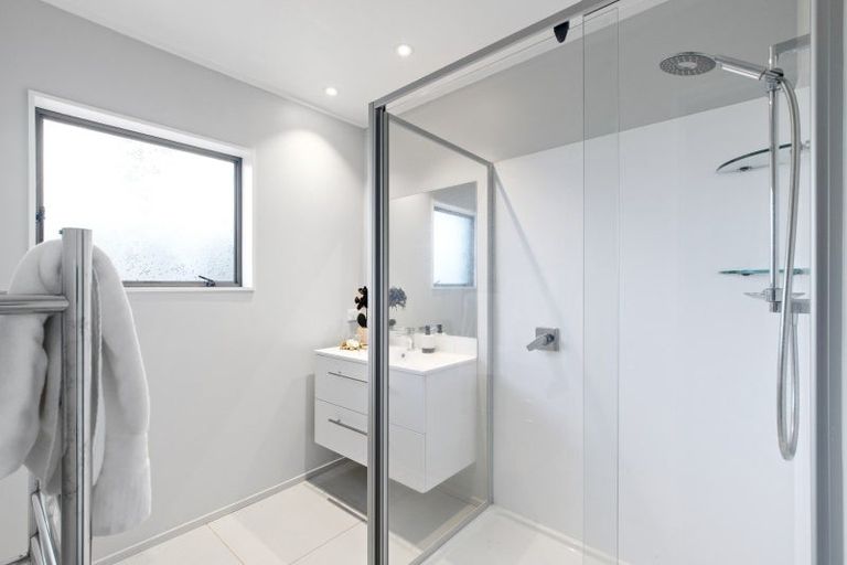 Photo of property in 2/40 Gills Avenue, Papakura, 2110