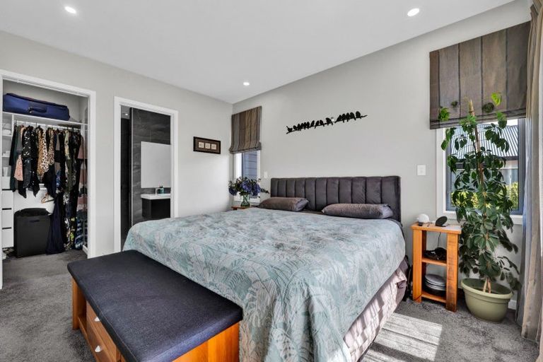 Photo of property in 17 Honeyfield Drive, Whalers Gate, New Plymouth, 4310