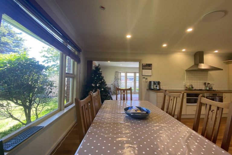 Photo of property in 120 Watford Street, Strowan, Christchurch, 8052