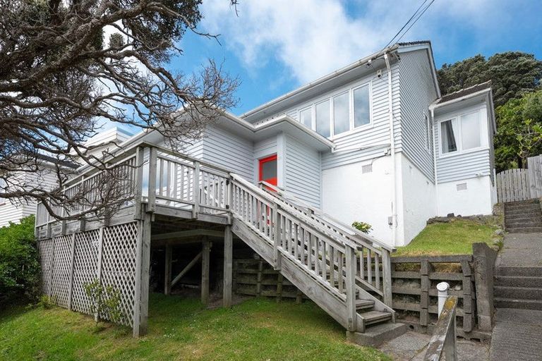 Photo of property in 20 Elphinstone Avenue, Strathmore Park, Wellington, 6022