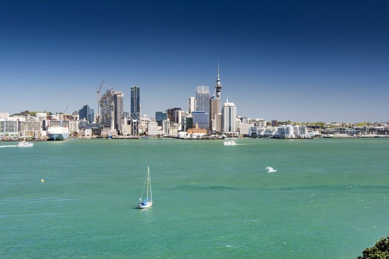 Photo of property in 53a Stanley Point Road, Stanley Point, Auckland, 0624