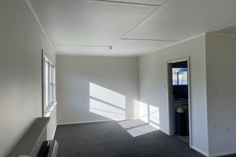 Photo of property in 5 Queen Street, Pareora, 7912